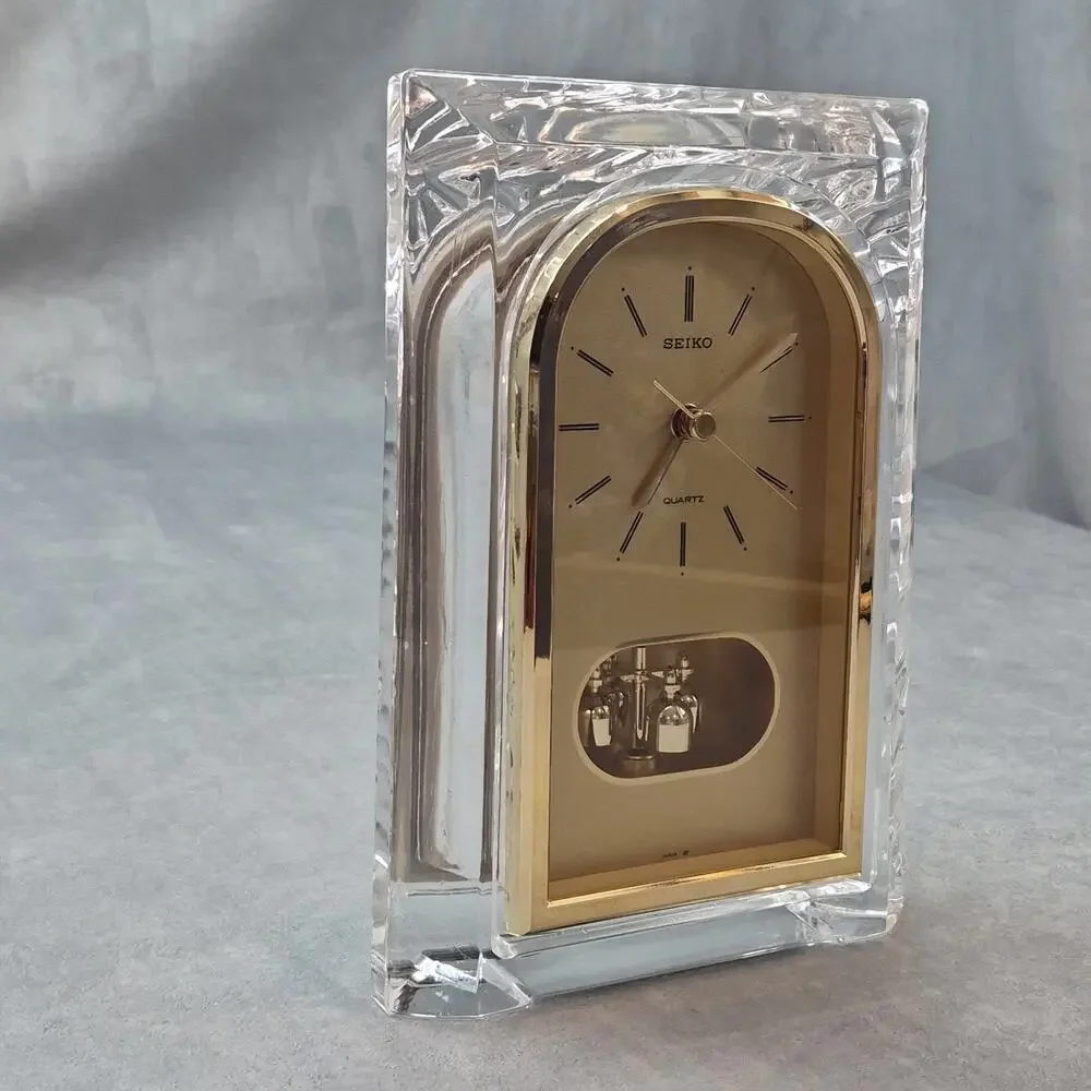 Vintage Seiko Cut Glass Quartz Lead Crystal Desk Clock w/ Pendulum QQZ127S Japan